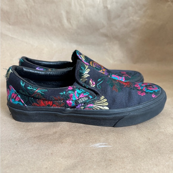 Vans Festival Black Satin Floral Embroidered Slip On Sneakers. Size 6.5 - Picture 2 of 7